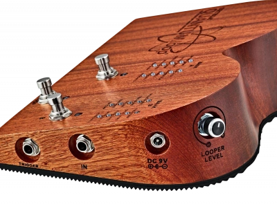 STOMP BOX with built-in LOOPER